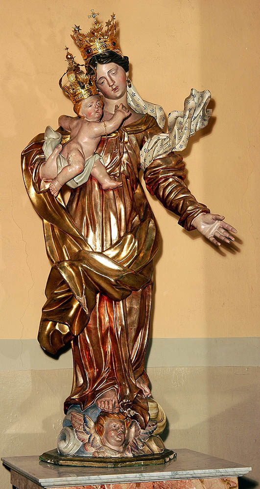 18.Madonna carmine